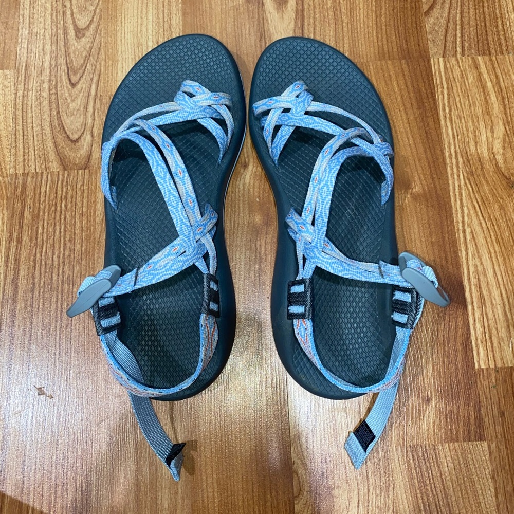 Women’s Chacos- blue and orange pattern